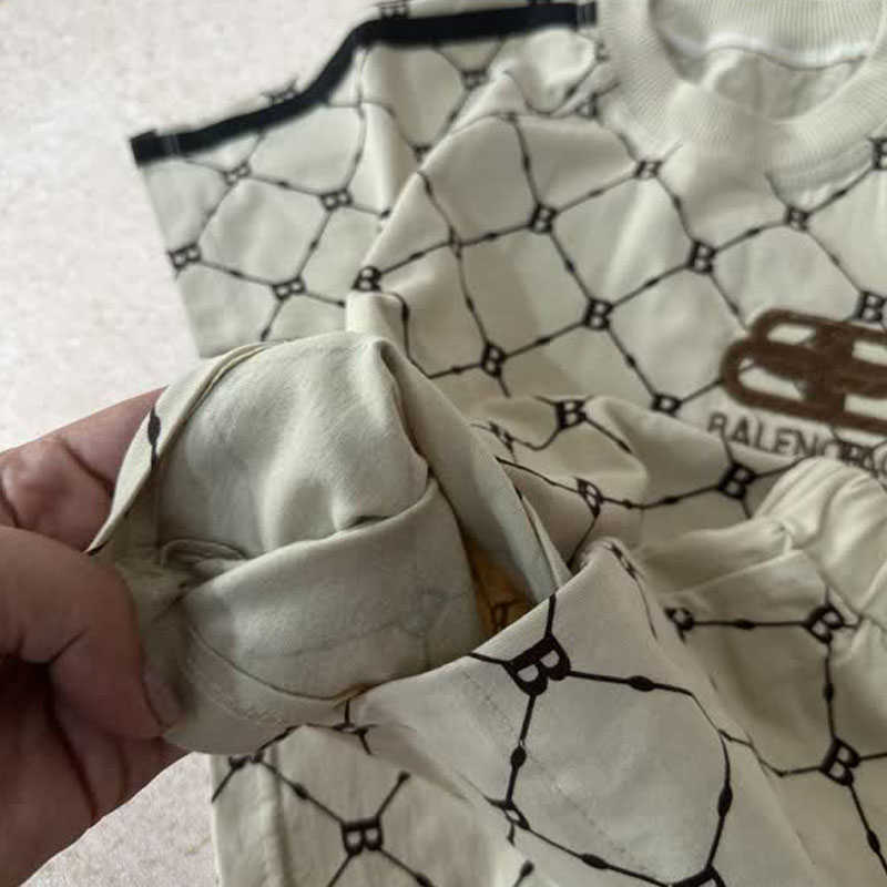 بلوز شلوارک دورس گوچی ست خواهربرادری — تصویر ۷