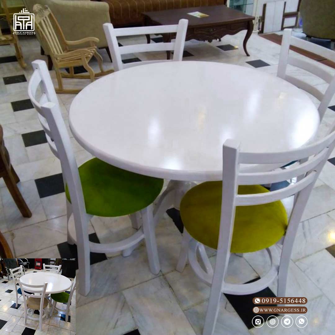 میز ناهارخوری چوبی اسپانیایی با صندلی تیرکی — تصویر ۵
