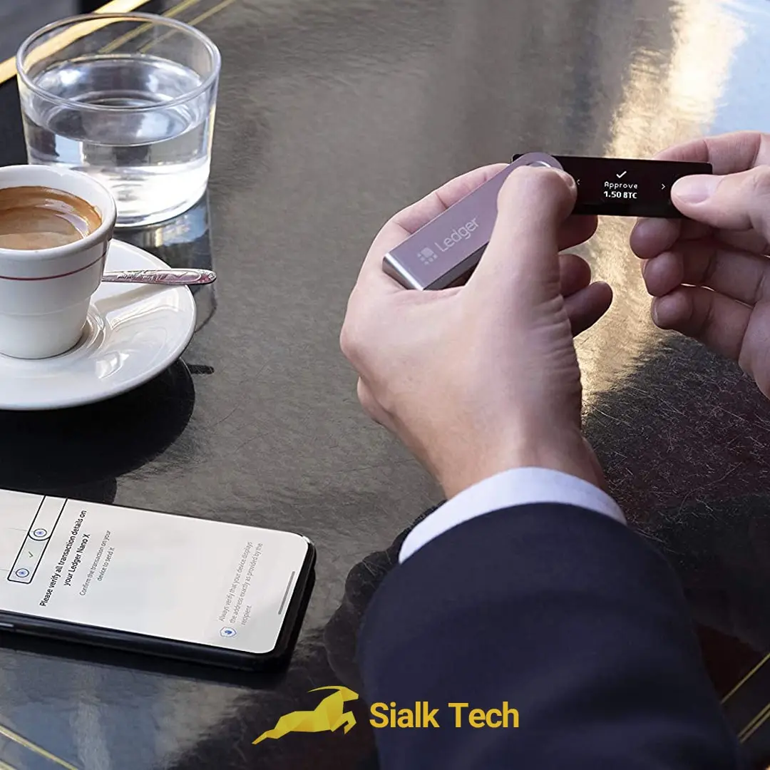 کیف پول لجر نانو ایکس Ledger Nano X — تصویر ۵
