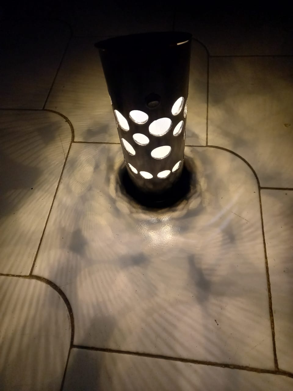 چراغ باغچه ای خورشیدی مدل KM-14 — تصویر ۷