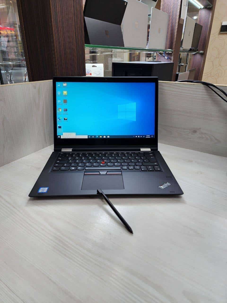 لپ تاپ 2 در 1 Lenovo مدل ThinkPad X380 Yoga با قلم — تصویر ۷