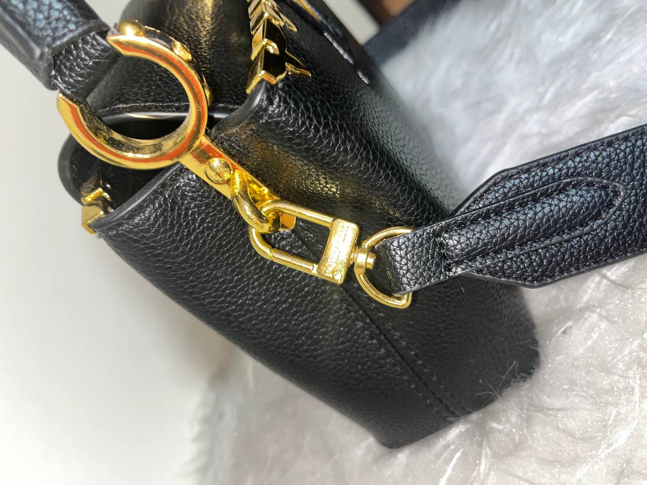 کیف دستی زنانه لویی ویتون Flower Crown Capucines — تصویر ۵