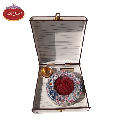 پک هدیه چوبی یک مثقالی قفل دار با هاون — تصویر ۳