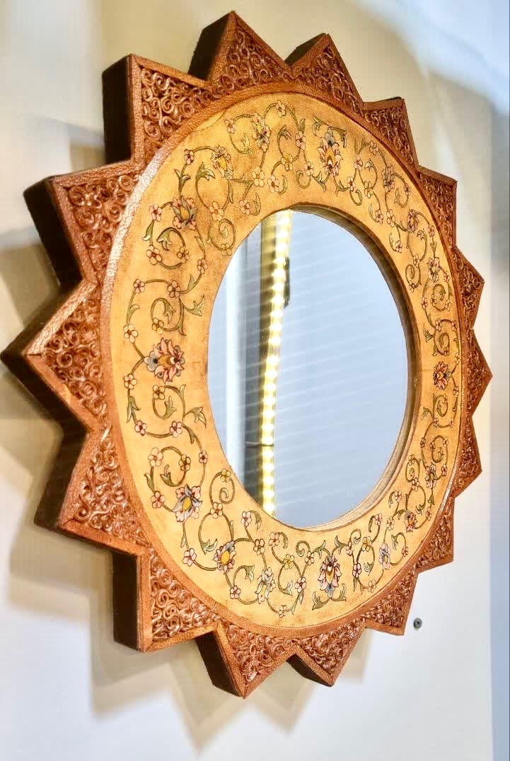 آینه دیواری خورشیدی چوب و چرم طبیعی تیدا — تصویر ۲