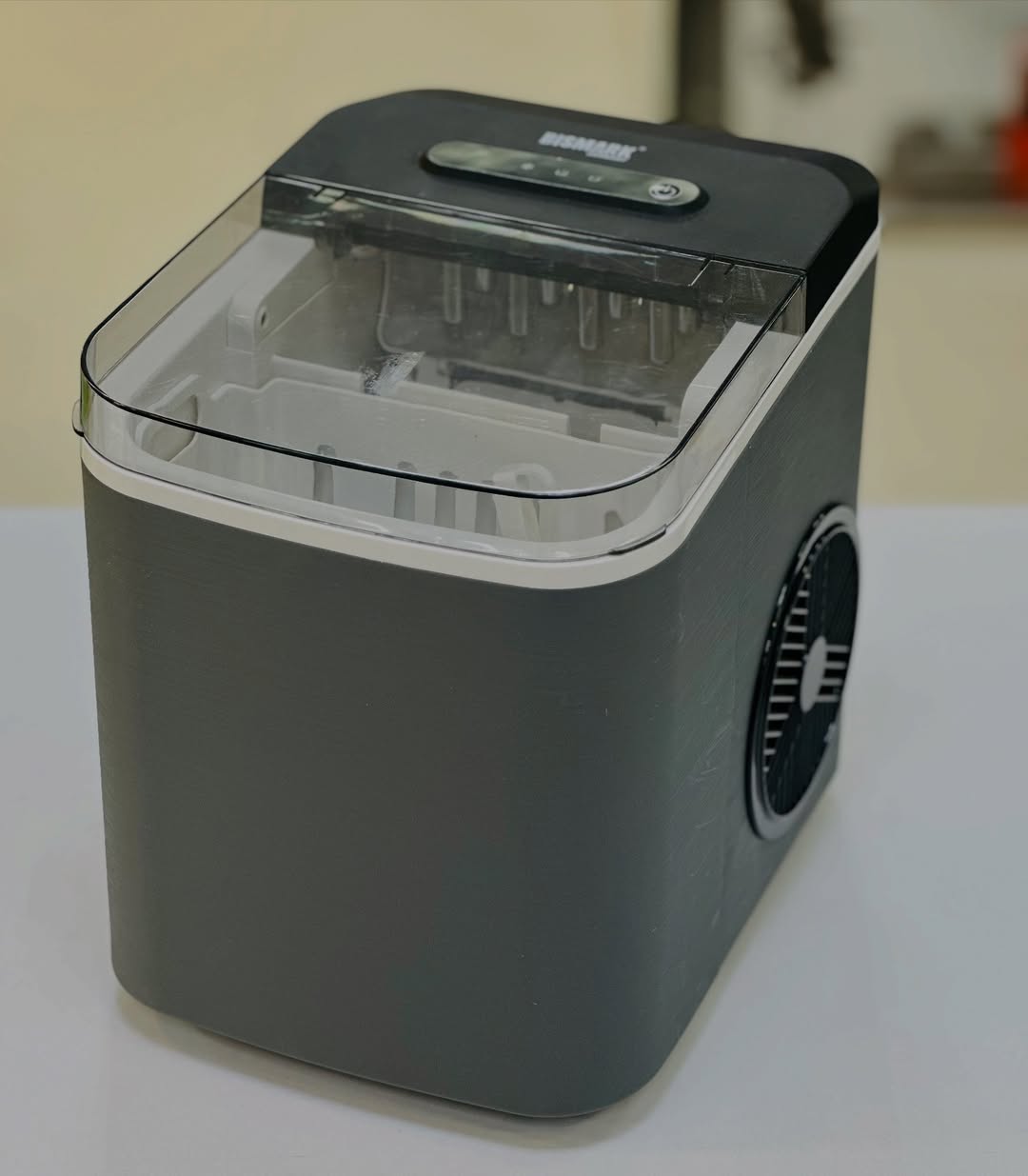 یخساز بیسمارک تحت لیسانس آلمان bismark BM2190 — تصویر ۵