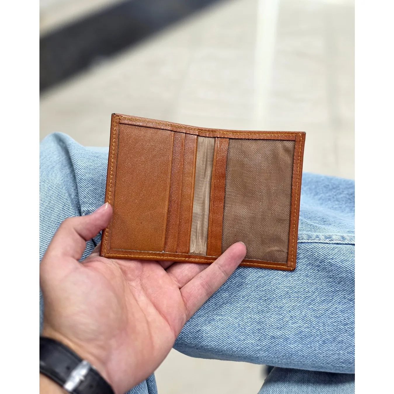جاکارتی چرم طبیعی گاوی مدل برگی دارای 4 جای کارت — تصویر ۶