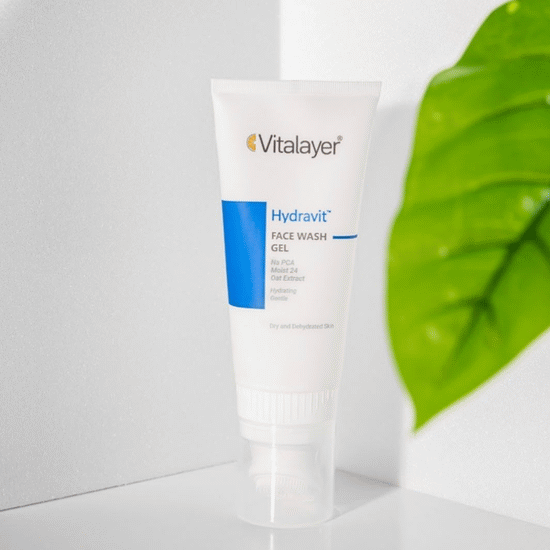 ژل شستشوی صورت پوست خشک هیدراویت ویتالیر 200 میل VITALAYER HYDRAVIT FACE WASH GEL