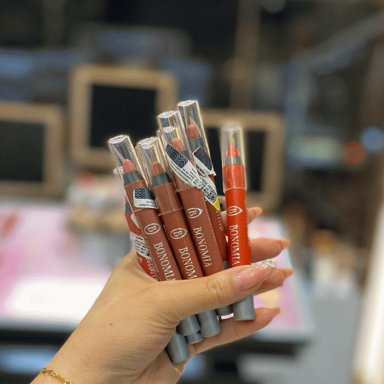 رژ لب مدادی مات 24 ساعته بونومیا آلمان BONOMIA WATERPROOF & LONG LASTING LIPSTICK