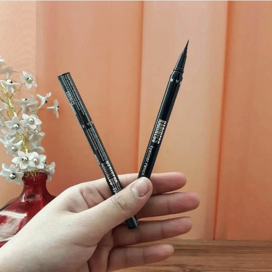 خط چشم ماژیکی کارینس کره جنوبی KARINECS EYELINER PENCIL