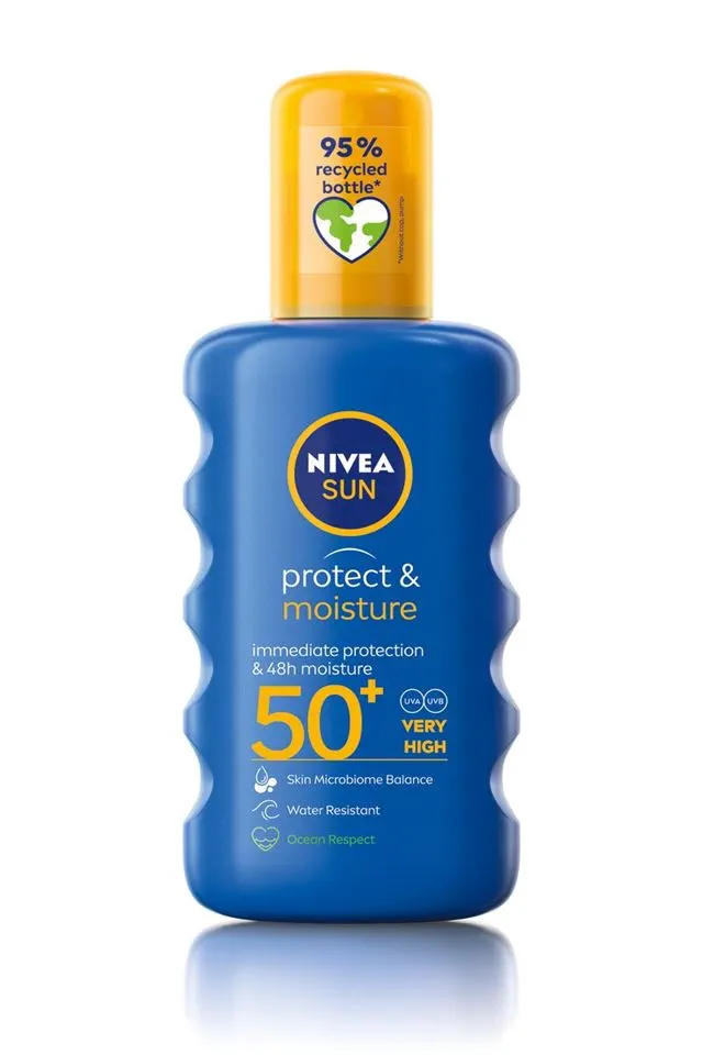 اسپری ضد آفتاب نیوا SPF 50 مدل protect & moisture