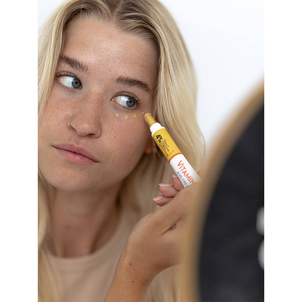 کرم دور چشم ویتامین سی گارنیر15ML — تصویر ۴