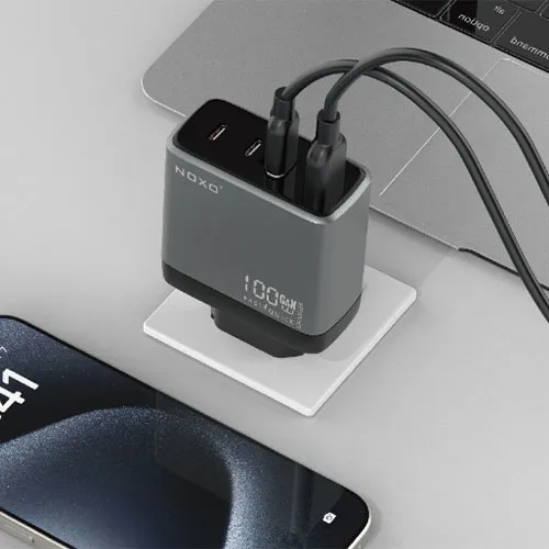 شارژر دیواری ۱۰۰ وات نوکسو مدل CHN-P-3 با ۴ پورت USB-C و USB-A، پشتیبانی از PD و QC3.0 (EU Pin) و فناوری GaN — تصویر ۳