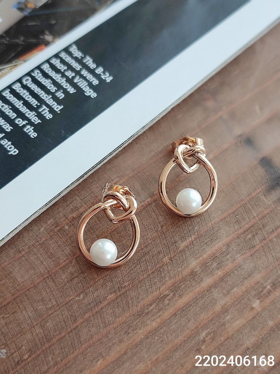 گوشواره آویزی مرواریدی مارک ژوپینگ کیفیت عالی رنگ ثابت کد 1616700