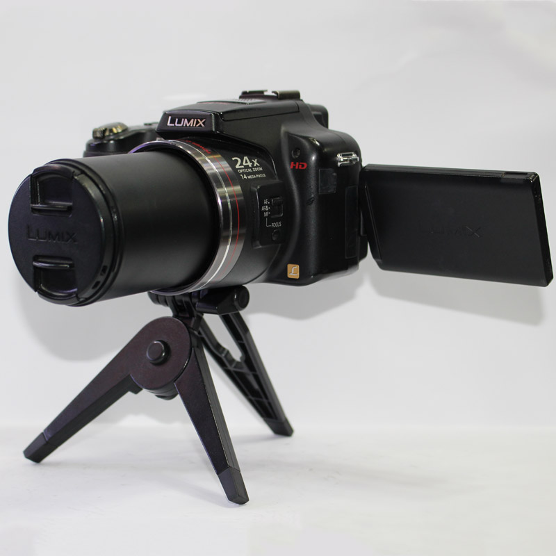 دوربین پاناسونیک لومیکس مدل FZ100 ( دست دوم )