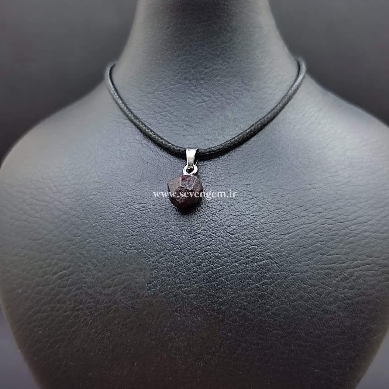 گردنبند تک بلور گارنت سرخ (کدB431) — تصویر ۳