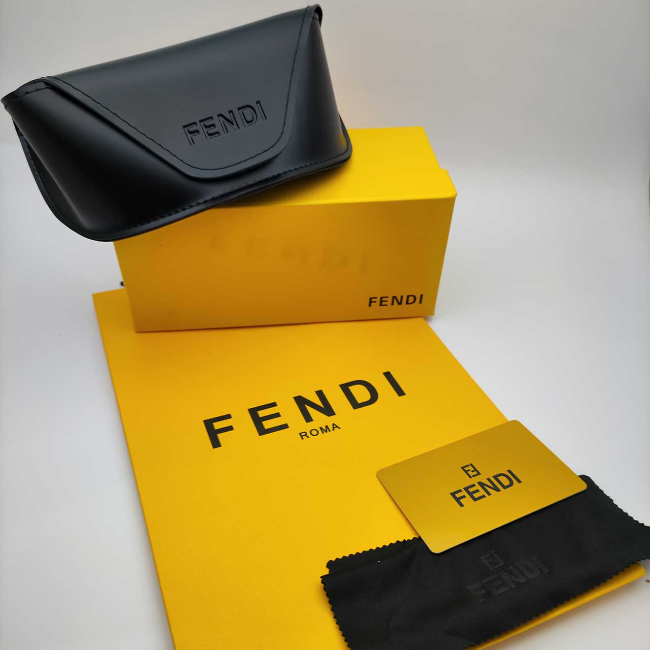 همکاری قاب عینک اورجینال فندی Fendi Ff1 — تصویر ۲