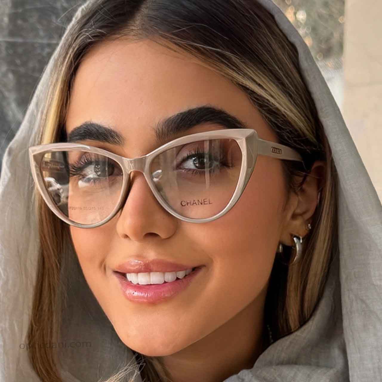 فریم عینک طبی چنل Chanel 23119 — تصویر ۳