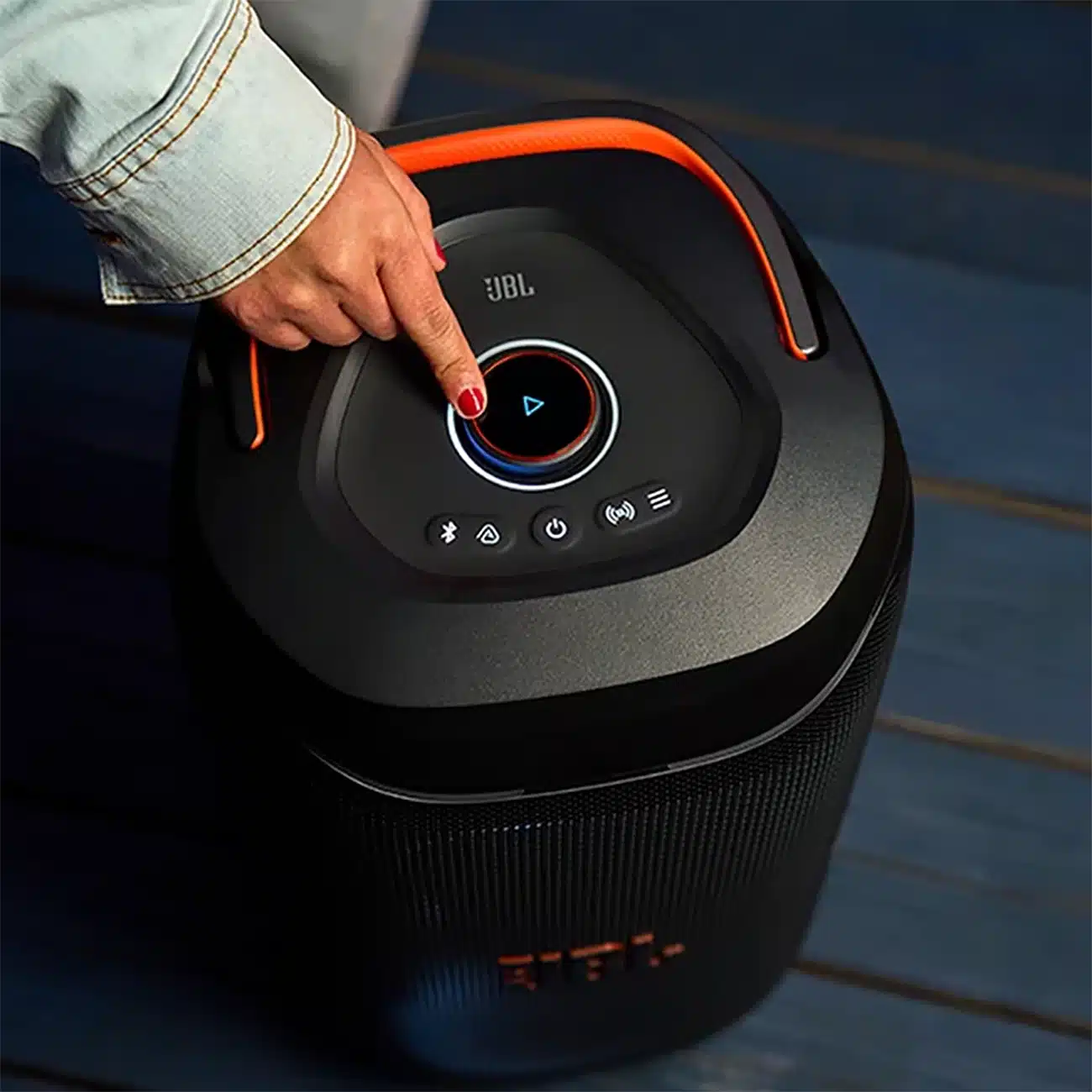 اسپیکر بلوتوثی جی بی ال JBL مدل PartyBox 130 با نورپردازی RGB — تصویر ۴
