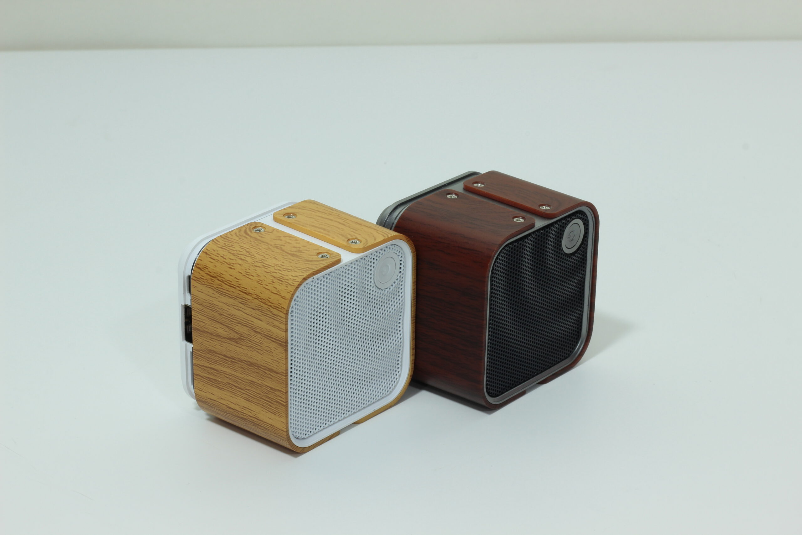اسپیکر بلوتوثی TS2385 تسکو — تصویر ۵