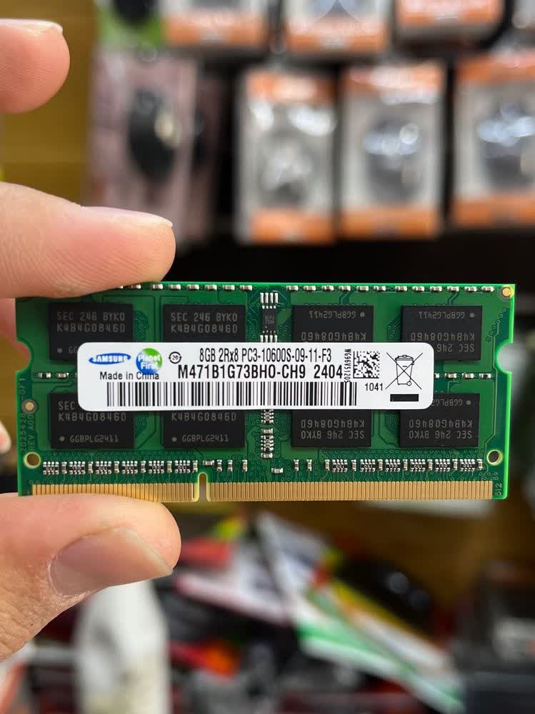 رم لپ تاپ DDR3 – PC3 ظرفیت 8 گیگابایت فرکانس 10600 برند سامسونگ