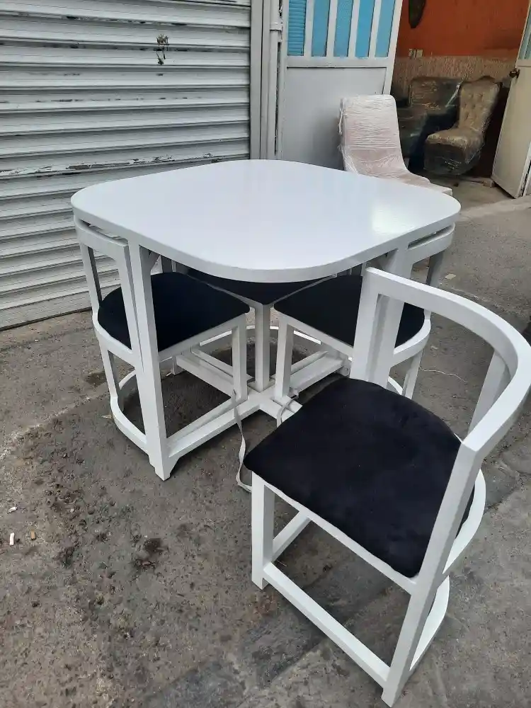 ناهارخوری کمجا گرد و مربع — تصویر ۶