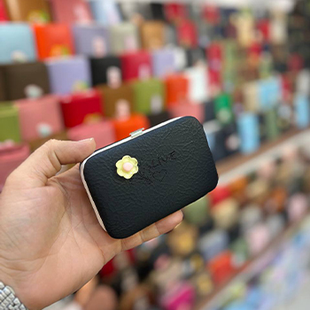 کیف جاکارتی مانیکوری گلدار — تصویر ۳