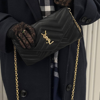 کیف دوشی زنانه YSL مدل 409 — تصویر ۳