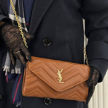 کیف دوشی زنانه YSL مدل 409 — تصویر ۴
