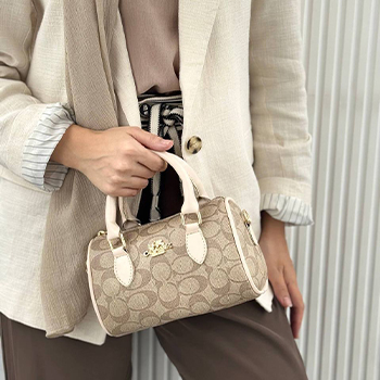 کیف دوشی دستی زنانه COACH مدل 434 — تصویر ۴