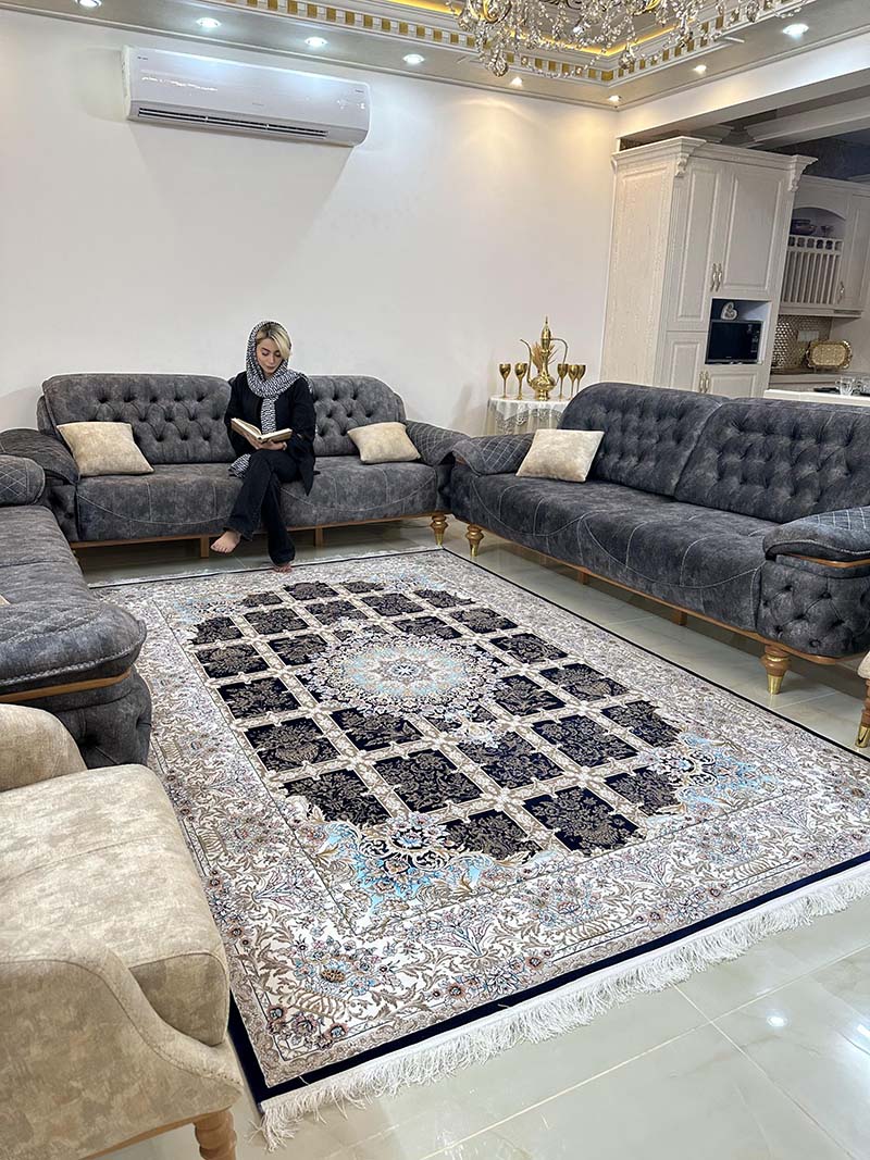 فرش ماشینی مدرن سیزان کاشان – کد رستا سرمه ای 12823 s — تصویر ۴