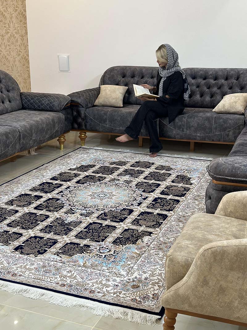 فرش ماشینی مدرن سیزان کاشان – کد رستا سرمه ای 12823 s — تصویر ۳