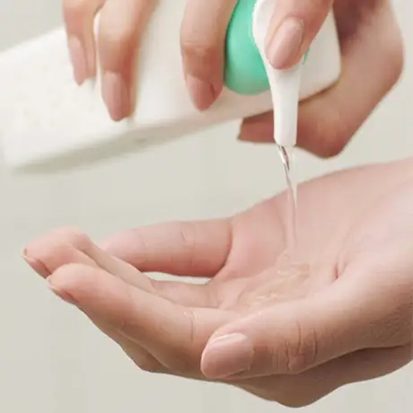فوم شستشوی صورت پوست نرمال تا چرب سراوی CeraVe 473ml — تصویر ۵