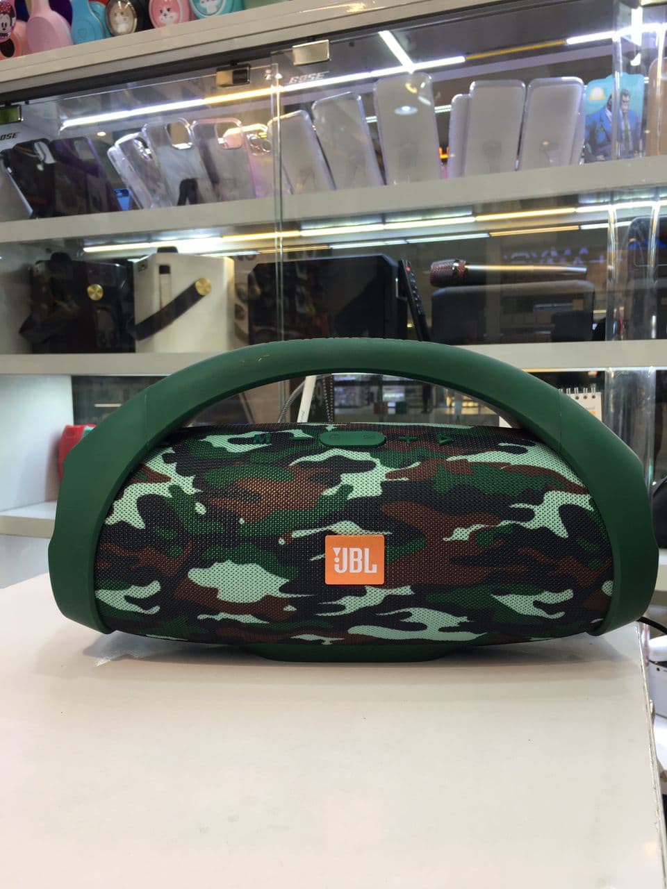 اسپیکر قابل‌حمل JBL BoomBox با بیس و کیفیت عالی — تصویر ۲