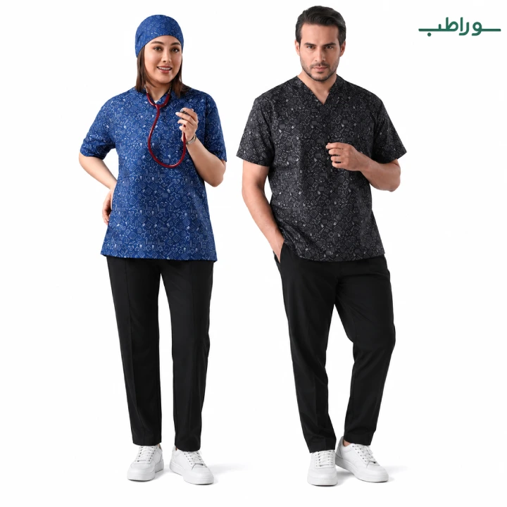 اسکراب پزشکی یونیسکس طرح دار آبی و مشکی | لباس کار کادر درمان — تصویر ۲