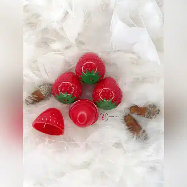 بالم لب حرارتی توت فرنگی مدل ماتیکی