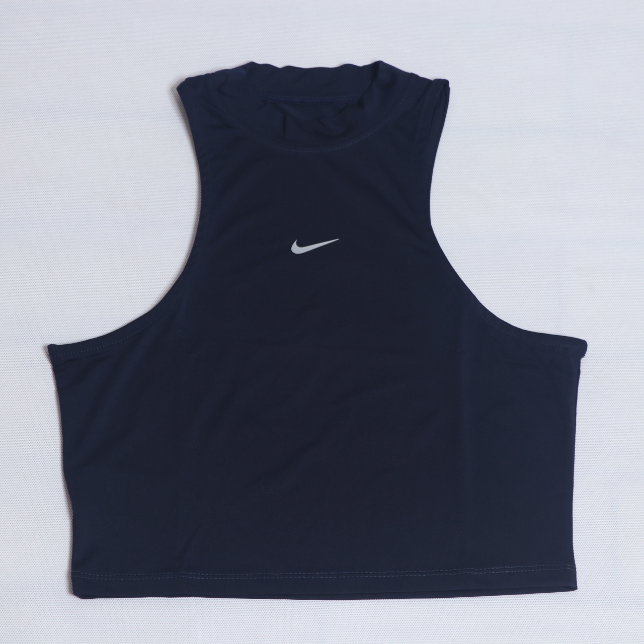 تاپ یقه 3 سانت Nike — تصویر ۴
