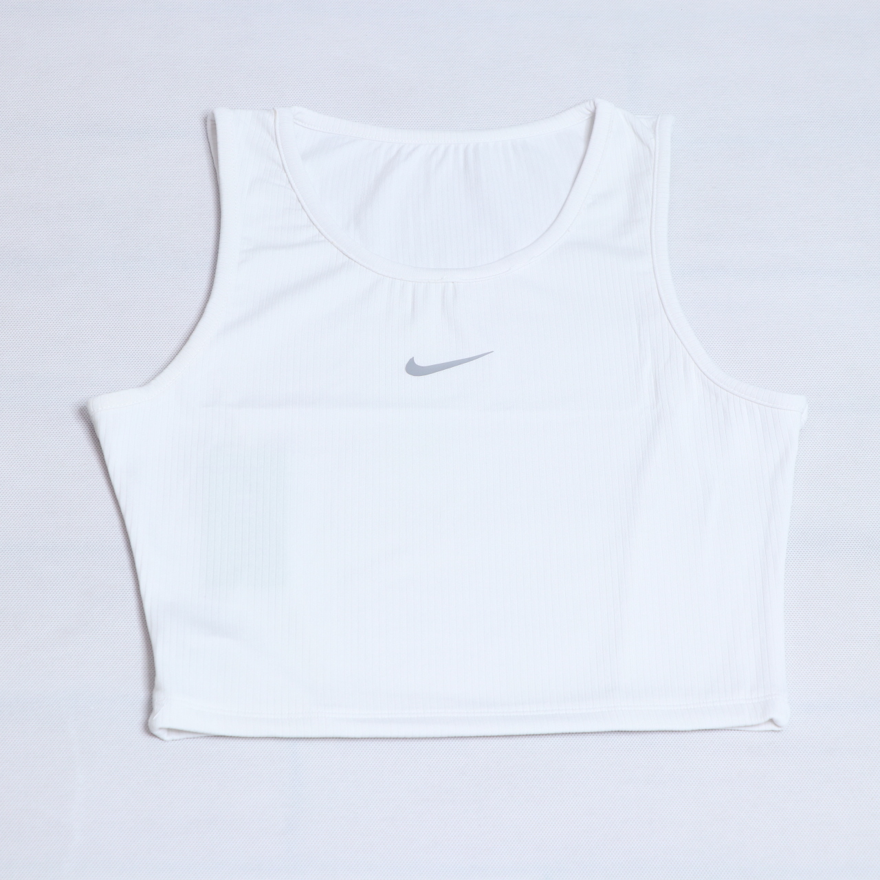 تاپ کراپ Nike — تصویر ۷