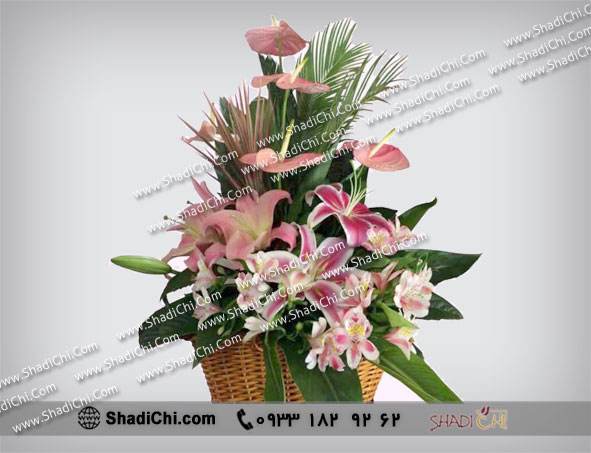 سبد گل هدیه شیک — تصویر ۳