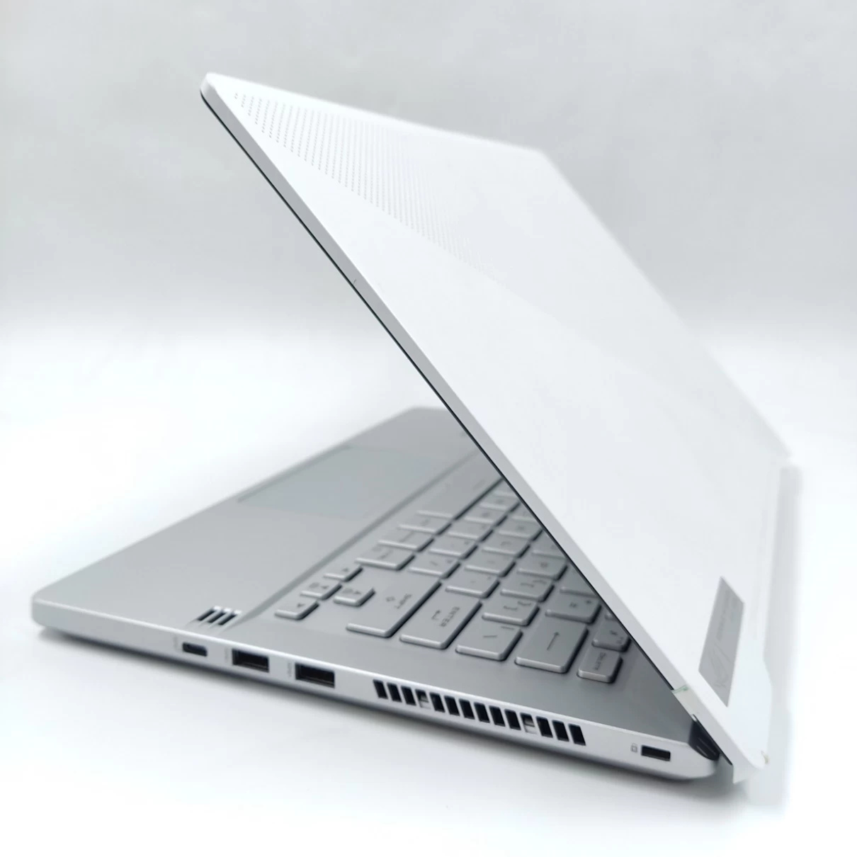 ASUS G14 GA401QM ZEPHYRUS — تصویر ۵
