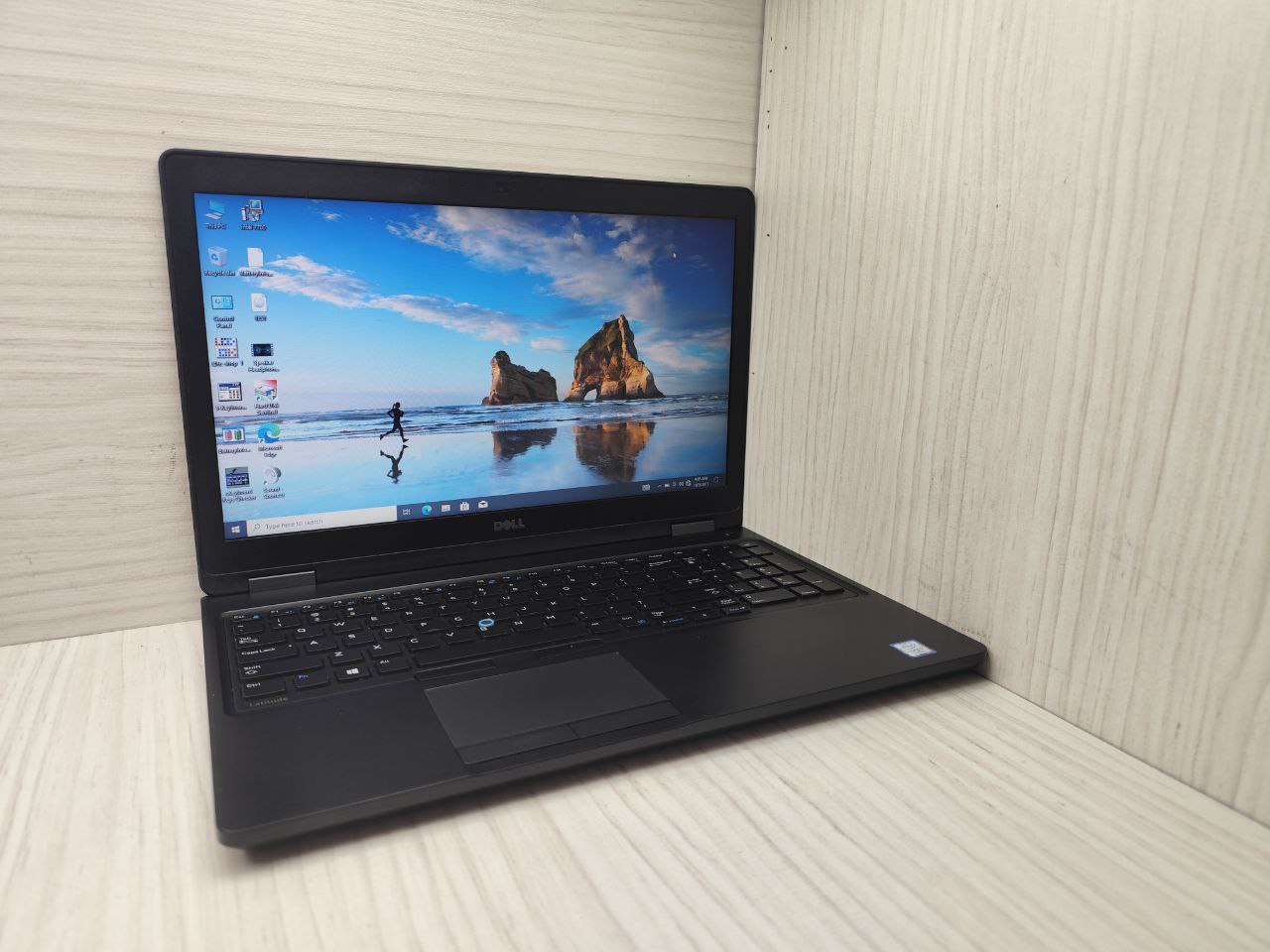 لپتاپ استوک دل Dell Latitude 5580