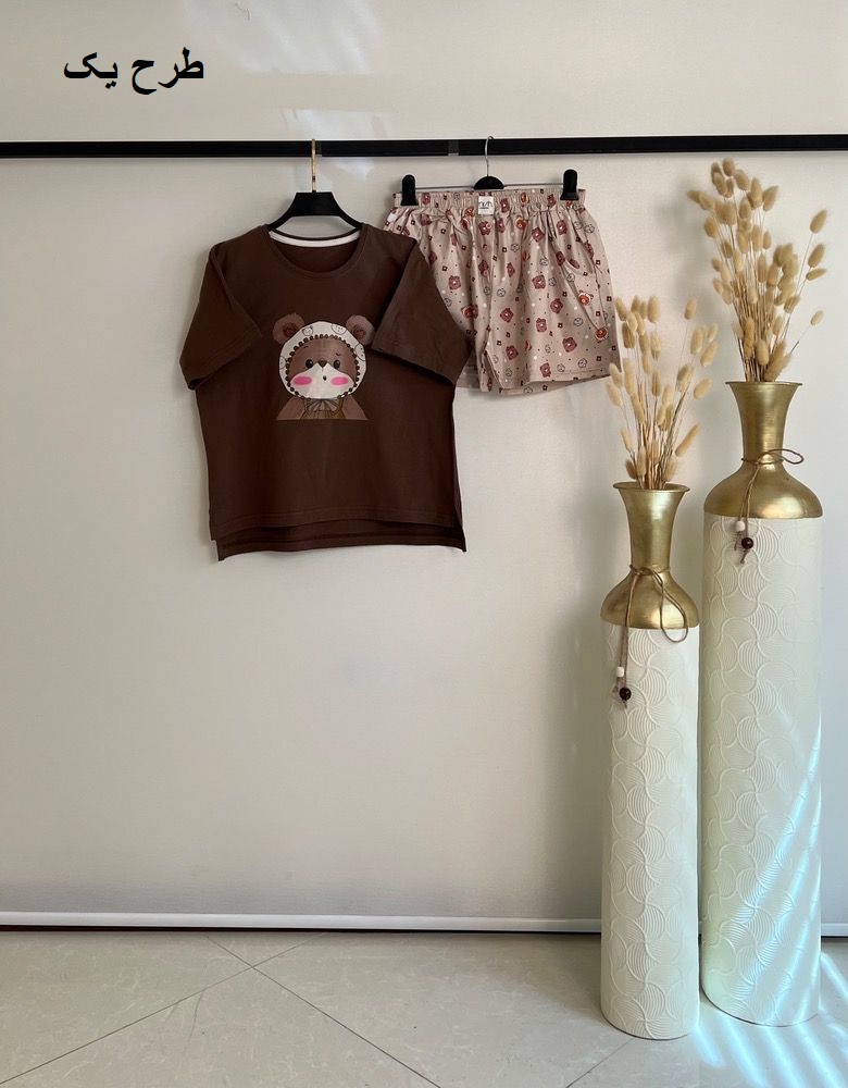 ست تیشرت و شلوارک زنانه طرح چاپی عروسکی کد: 203 — تصویر ۳