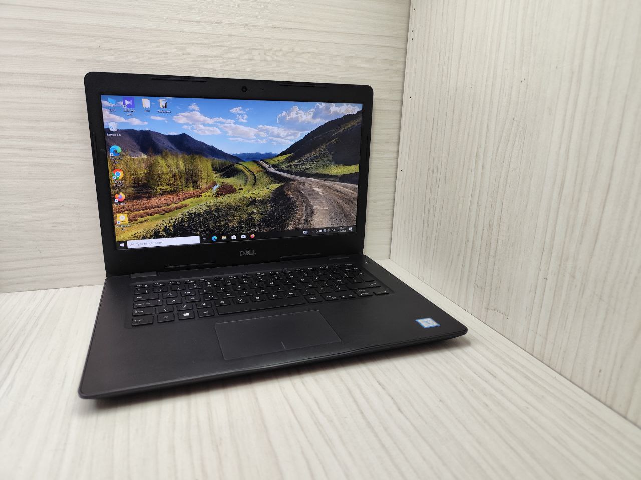 لپ تاپ دل 3490 مدل Dell 3490 i5-8250U نسل 8
