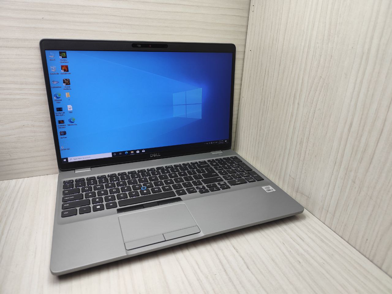 لپ تاپ Dell Latitude 5511 پردازنده Core i7 نسل 10 با دو گیگ گرافیک Nvidia