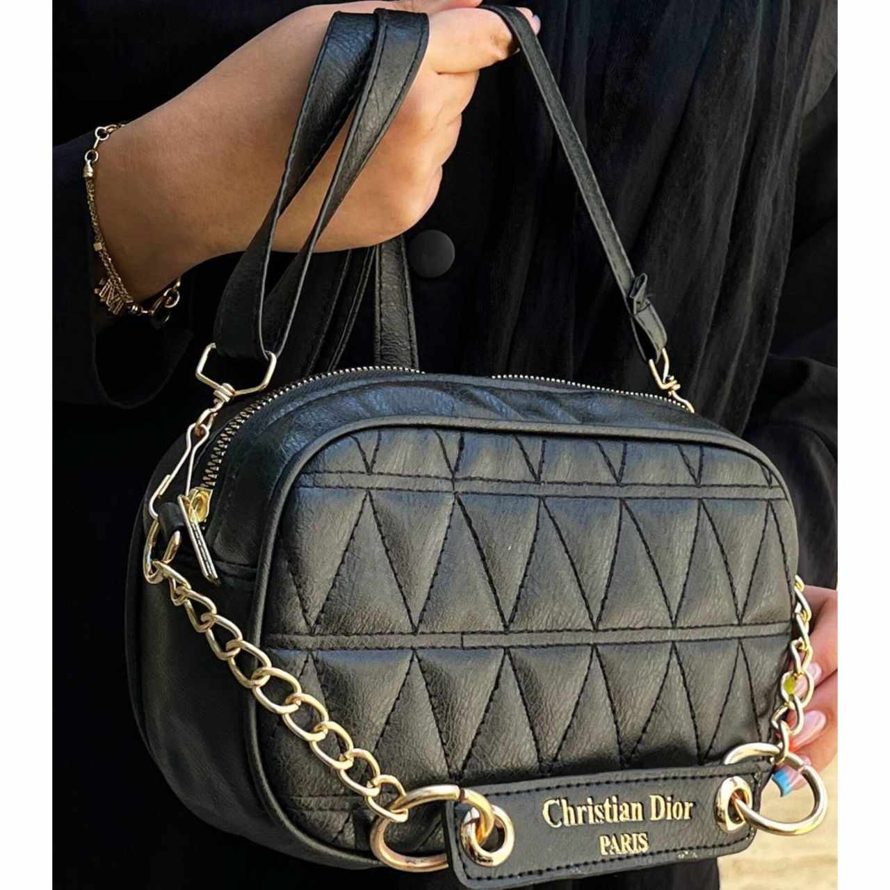 کیف زنانه کوچک DIOR دوشی کد 107 — تصویر ۵