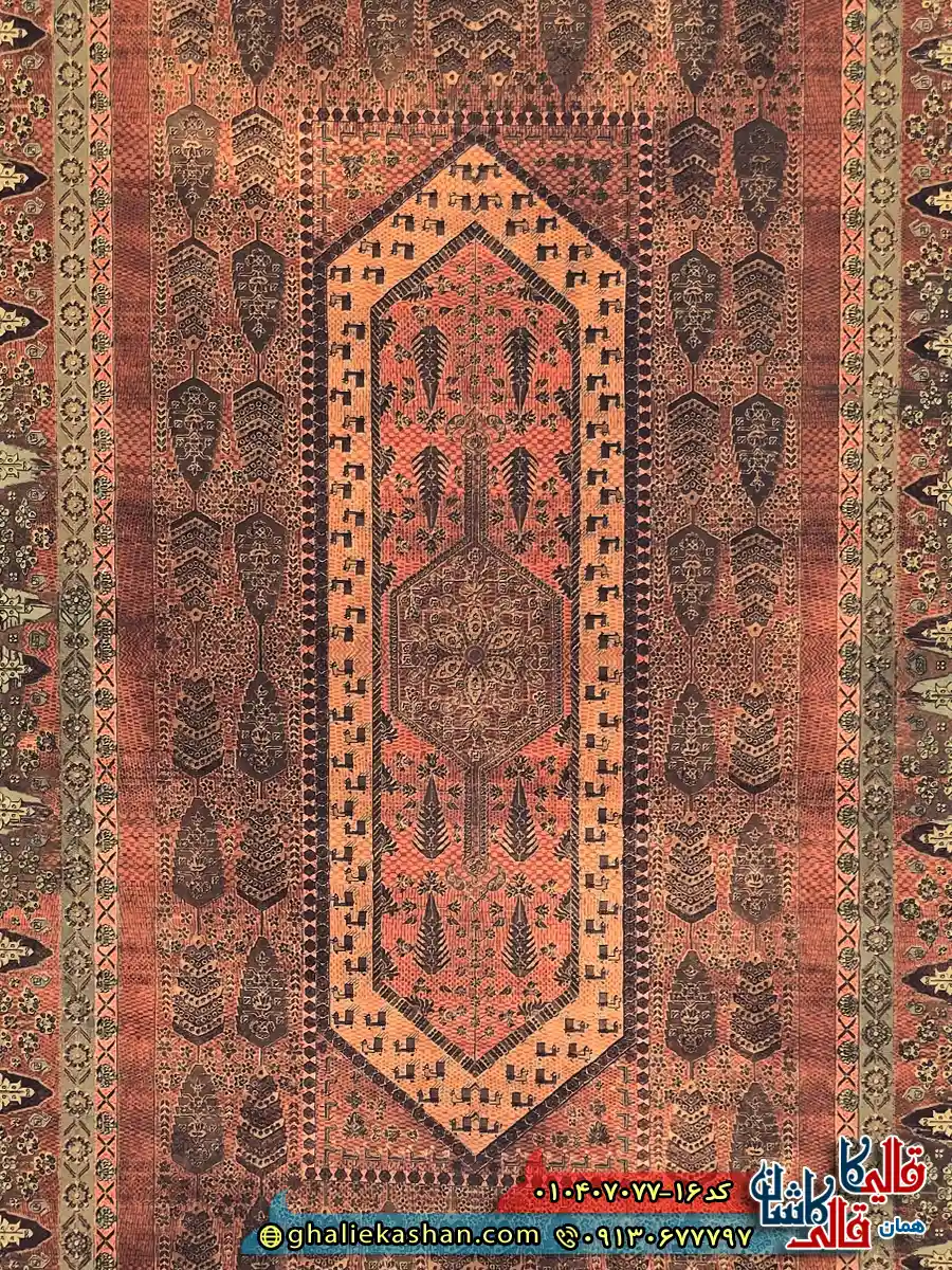 فرش وینتیج سنتی 700 شانه طرح باغ فین رنگ قرمز حنایی کاشان — تصویر ۵