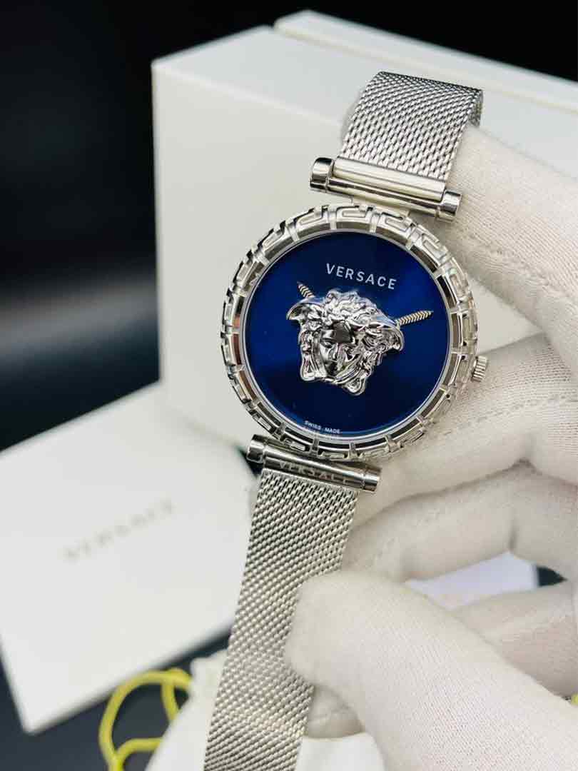 ساعت مچی زنانه ورساچه گرکا نقره ای Versace Greca selvir sormi Screen