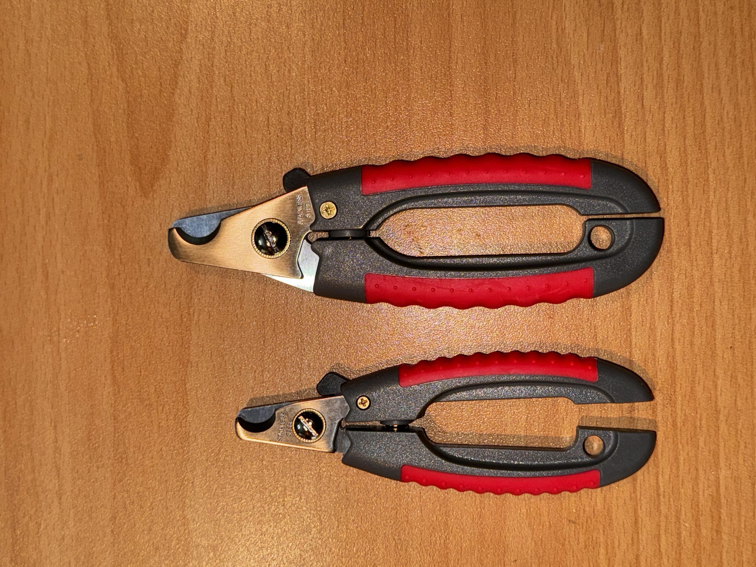 ناخنگیر حرفه ای گرومینگ برند اسلیکی Sleeky nail clipper کد 24 — تصویر ۳