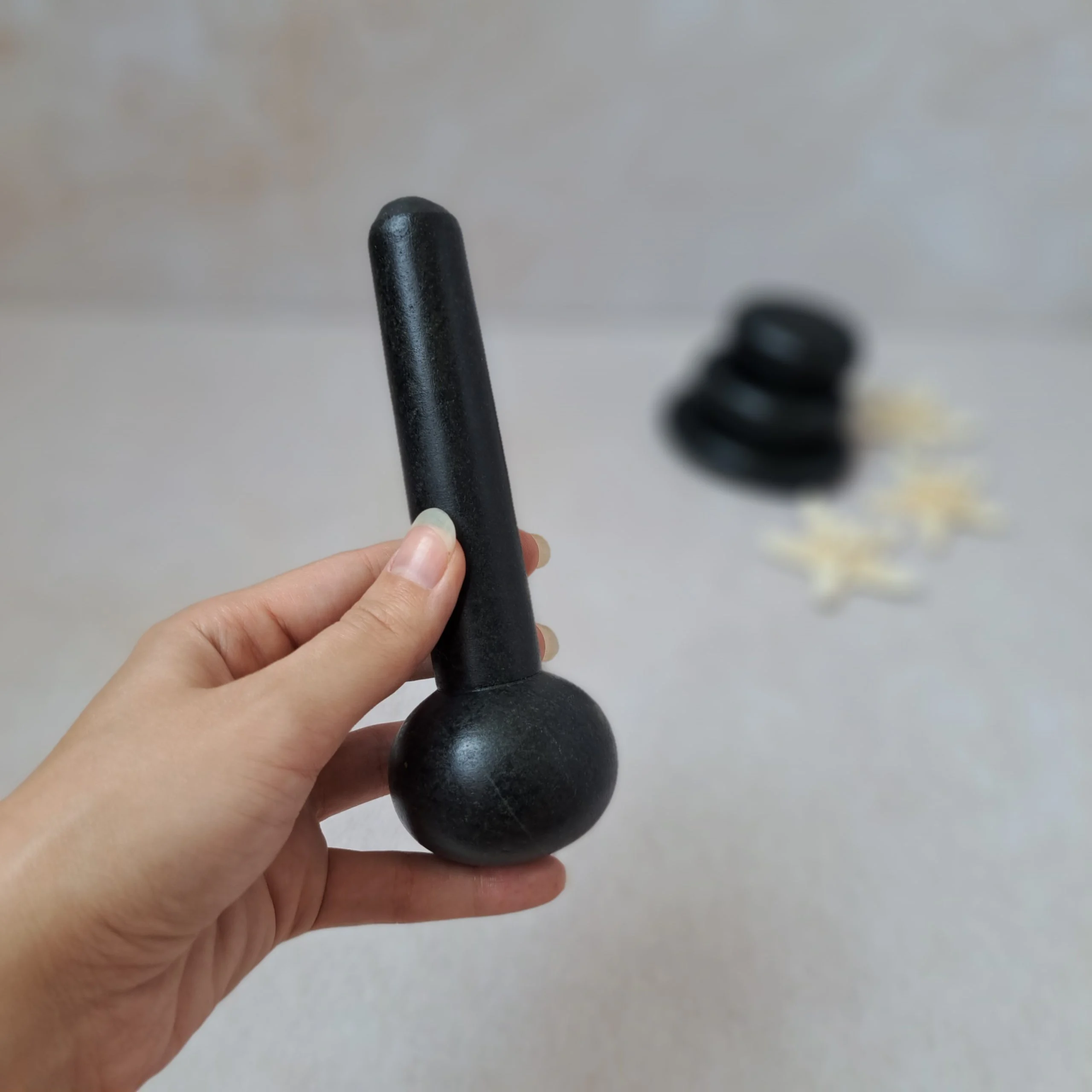 سنگ داغ ماساژ طرح میخی — تصویر ۵