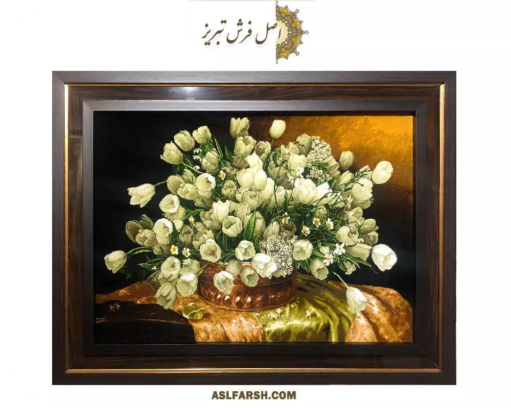 تابلو فرش دستباف سبد گل لاله