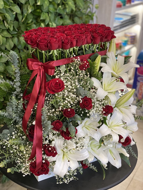 سبد رز لیلیوم شیک – کد 1210